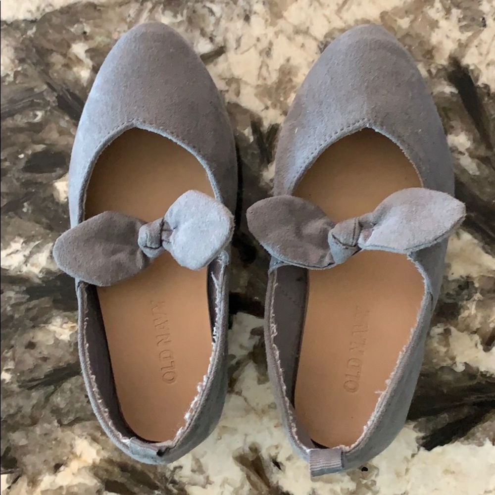 Grey old navy dress shoes toddler size 7